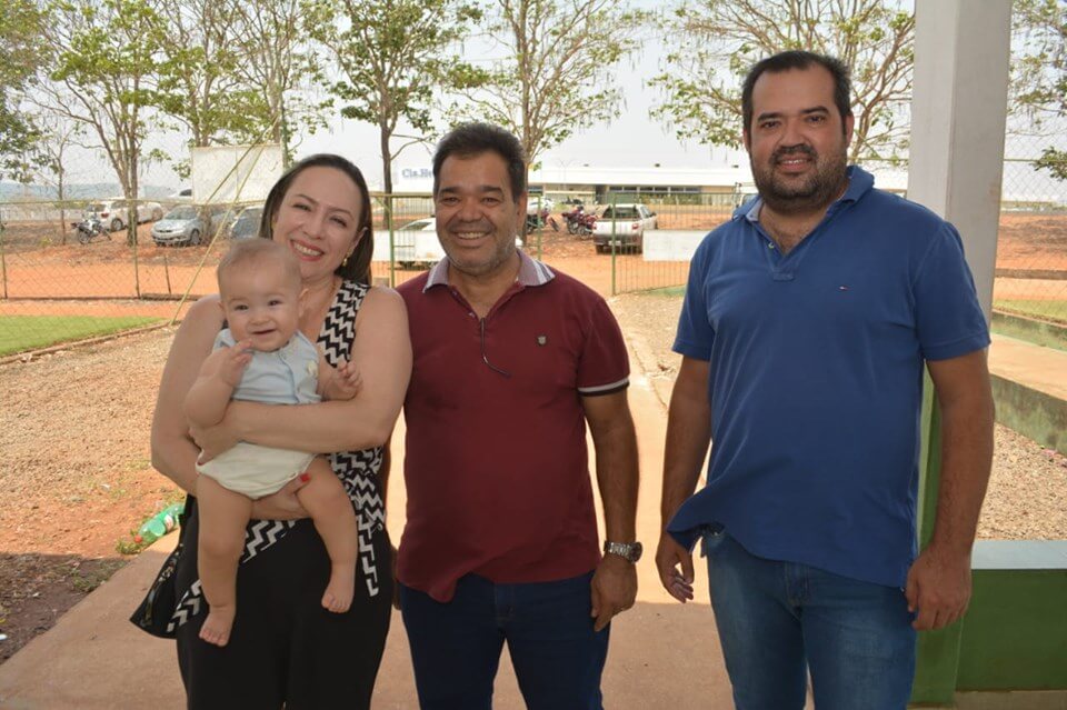 Na cidade de São Luís de Montes Belos, a deputada se reuniu com o companheiro Éber Dias, ex-vereador e atual Presidente do Partido dos Trabalhadores